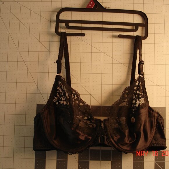 Lot of (3) Women's Bras Black Floral Underwire Size 36B Back, Front Closure - Picture 2 of 7